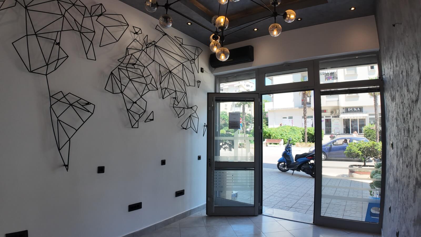 Kleine Gewerbefläche im Zentrum von Bar zur Miete – MB115