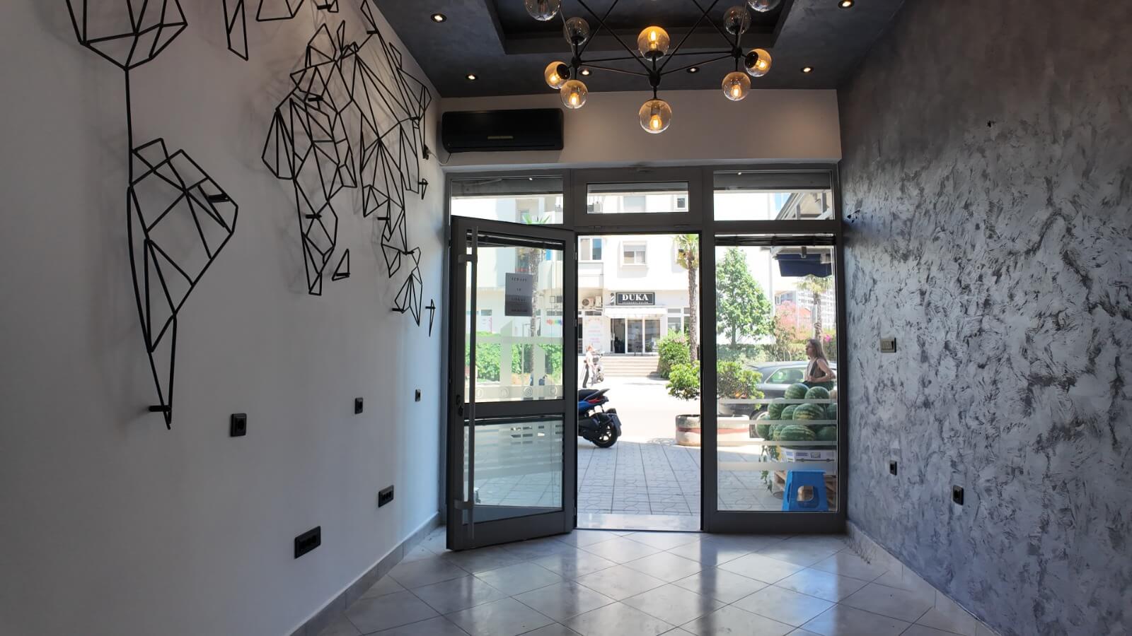 Kleine Gewerbefläche im Zentrum von Bar zur Miete – MB115