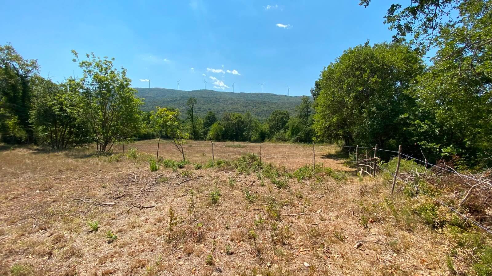 Großes Naturgrundstück mit Bergblick in Gorana/ Bar zum Kauf – Go5