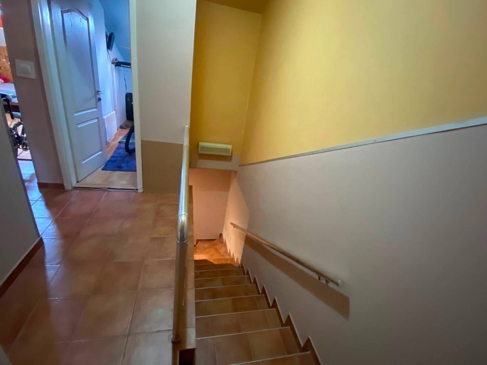 Legalisierte Maisonettewohnung mit drei Schlafzimmern in Podgorica zum Kauf – PG02