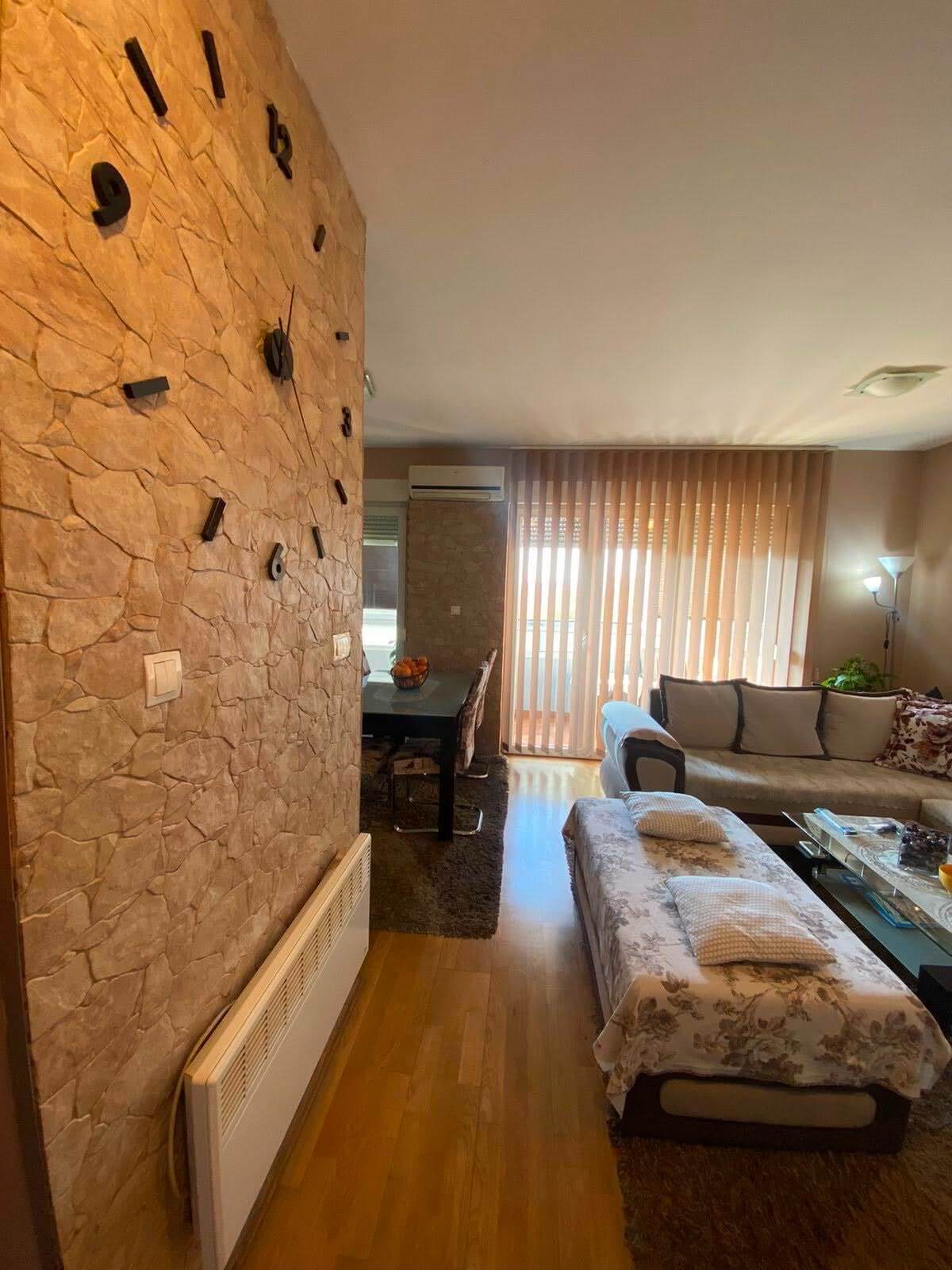 Legalisierte Maisonettewohnung mit drei Schlafzimmern in Podgorica zum Kauf – PG02