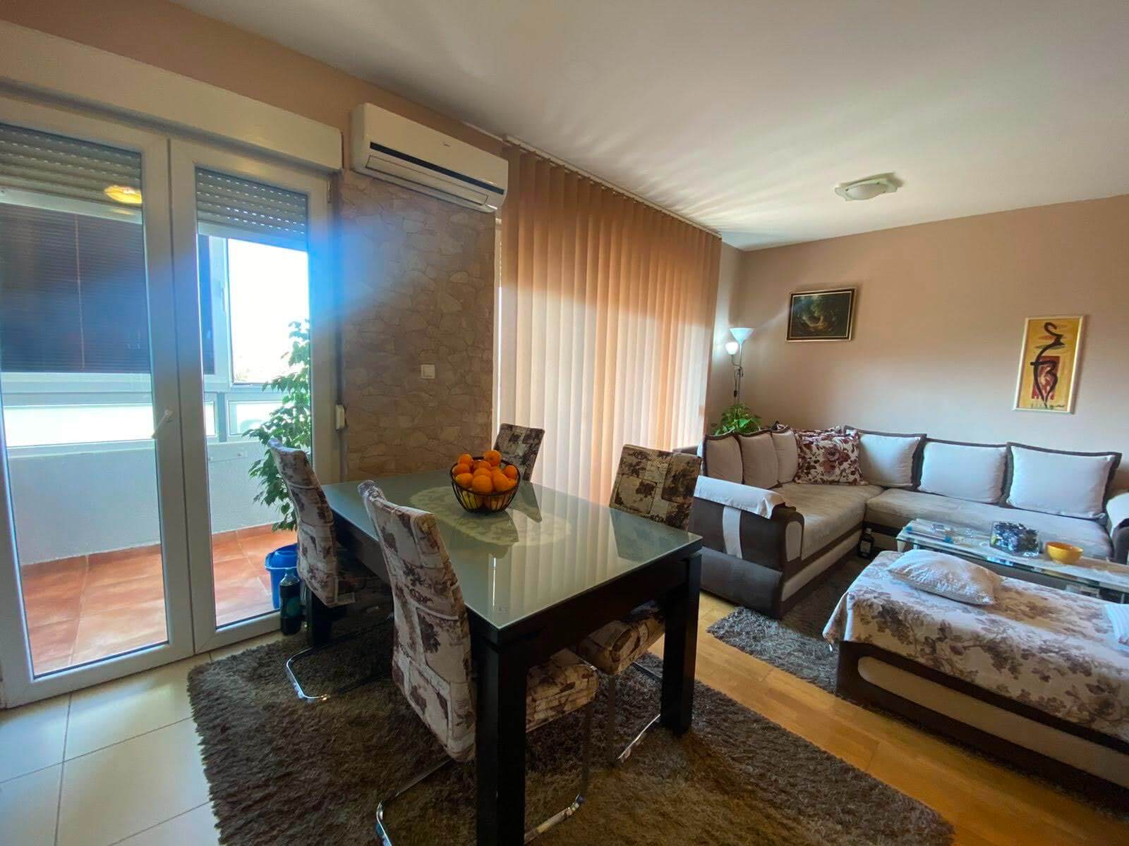 Legalisierte Maisonettewohnung mit drei Schlafzimmern in Podgorica zum Kauf – PG02