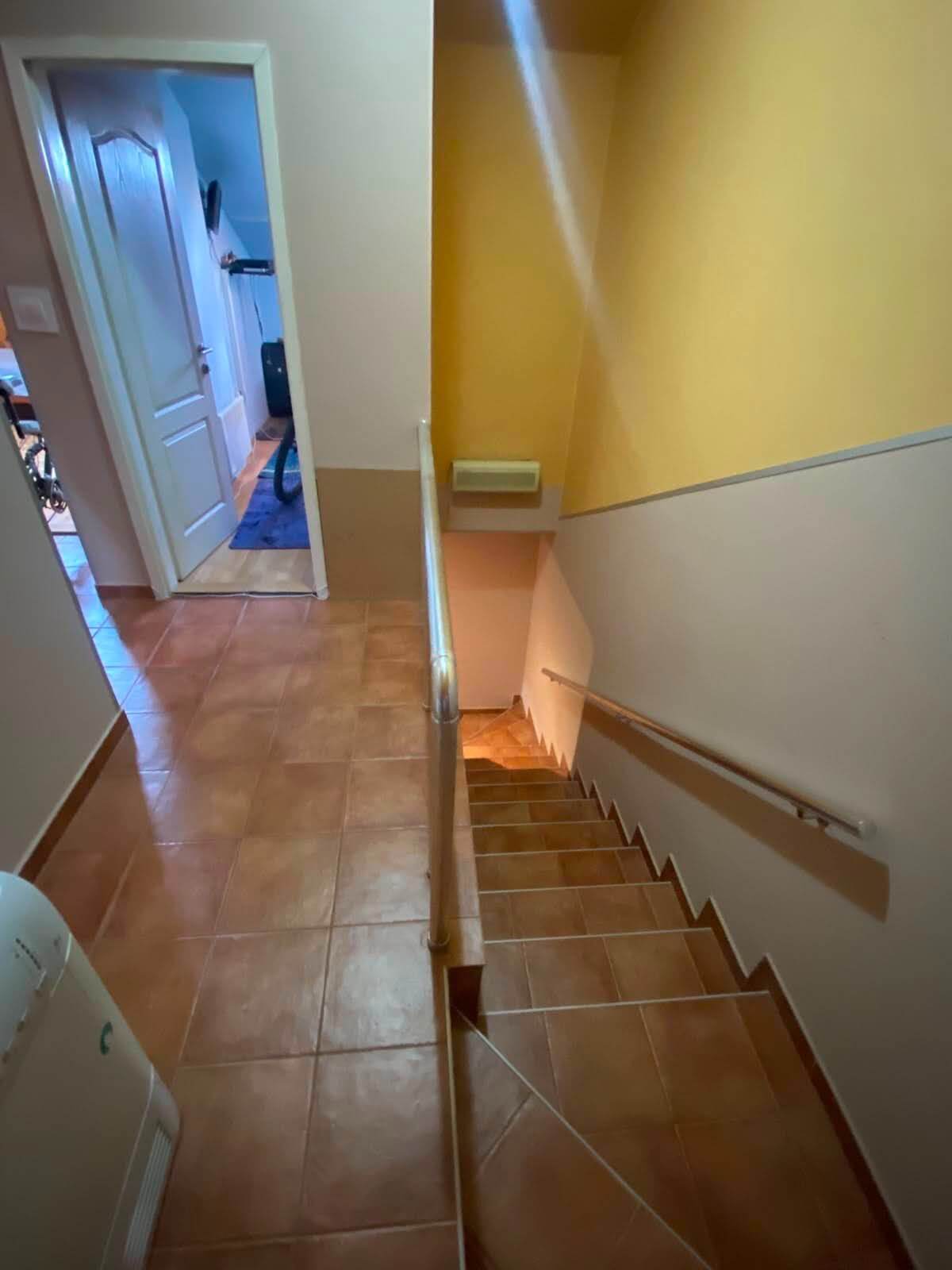 Legalisierte Maisonettewohnung mit drei Schlafzimmern in Podgorica zum Kauf – PG02