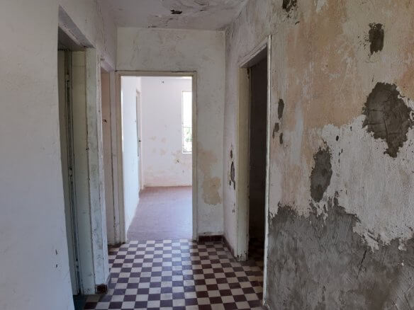 Legalisiertes Apartmenthaus mit drei separaten Wohneinheiten in Sutomore zum Kauf – SHK26