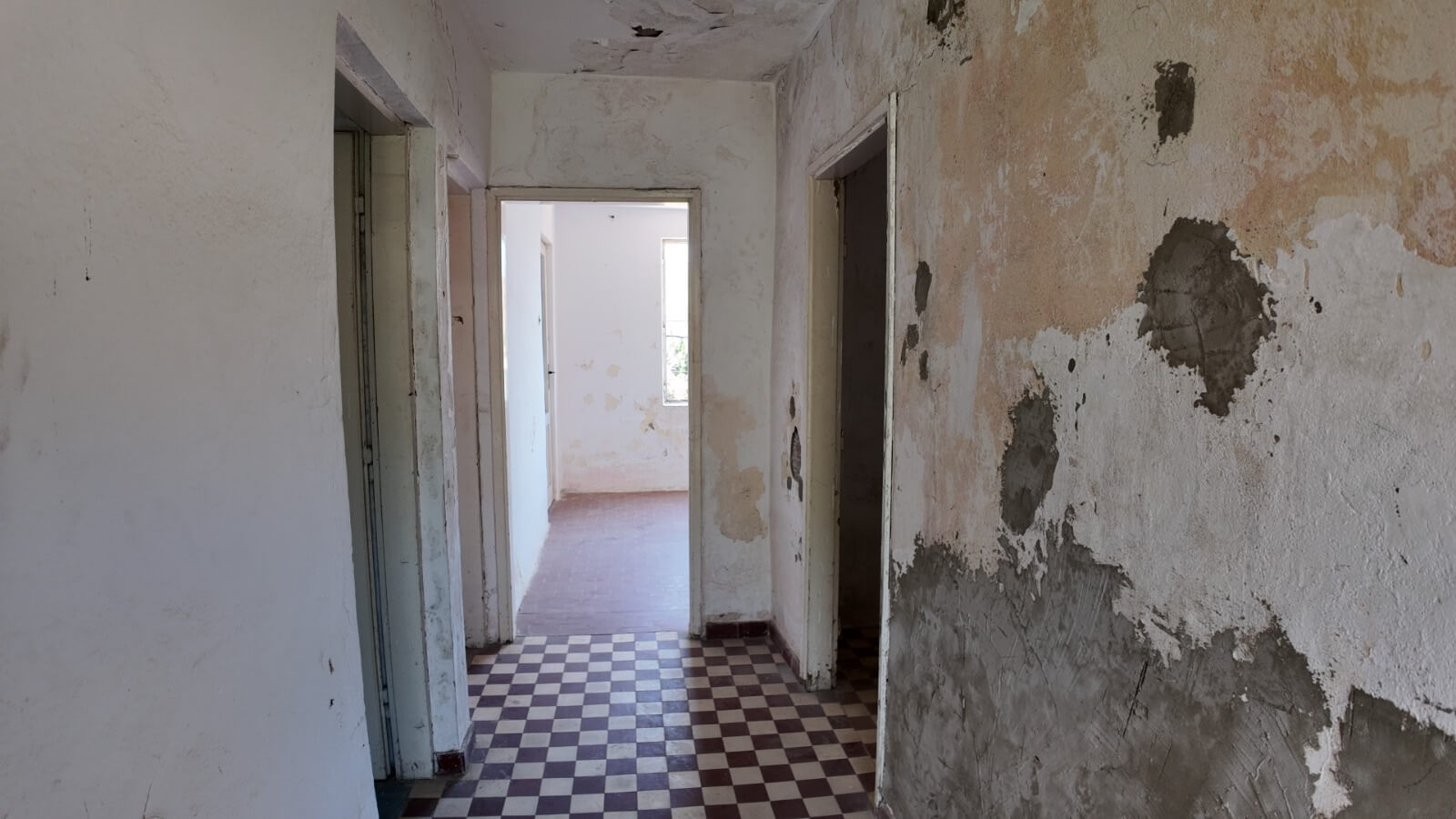 Legalisiertes Apartmenthaus mit drei separaten Wohneinheiten in Sutomore zum Kauf – SHK26