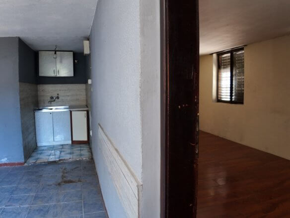 Legalisiertes Apartmenthaus mit drei separaten Wohneinheiten in Sutomore zum Kauf – SHK26