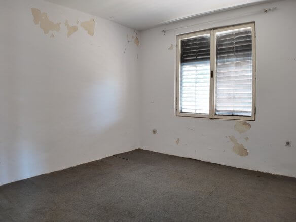 Legalisiertes Apartmenthaus mit drei separaten Wohneinheiten in Sutomore zum Kauf – SHK26