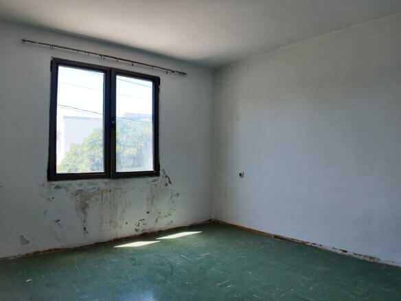 Legalisiertes Apartmenthaus mit drei separaten Wohneinheiten in Sutomore zum Kauf – SHK26