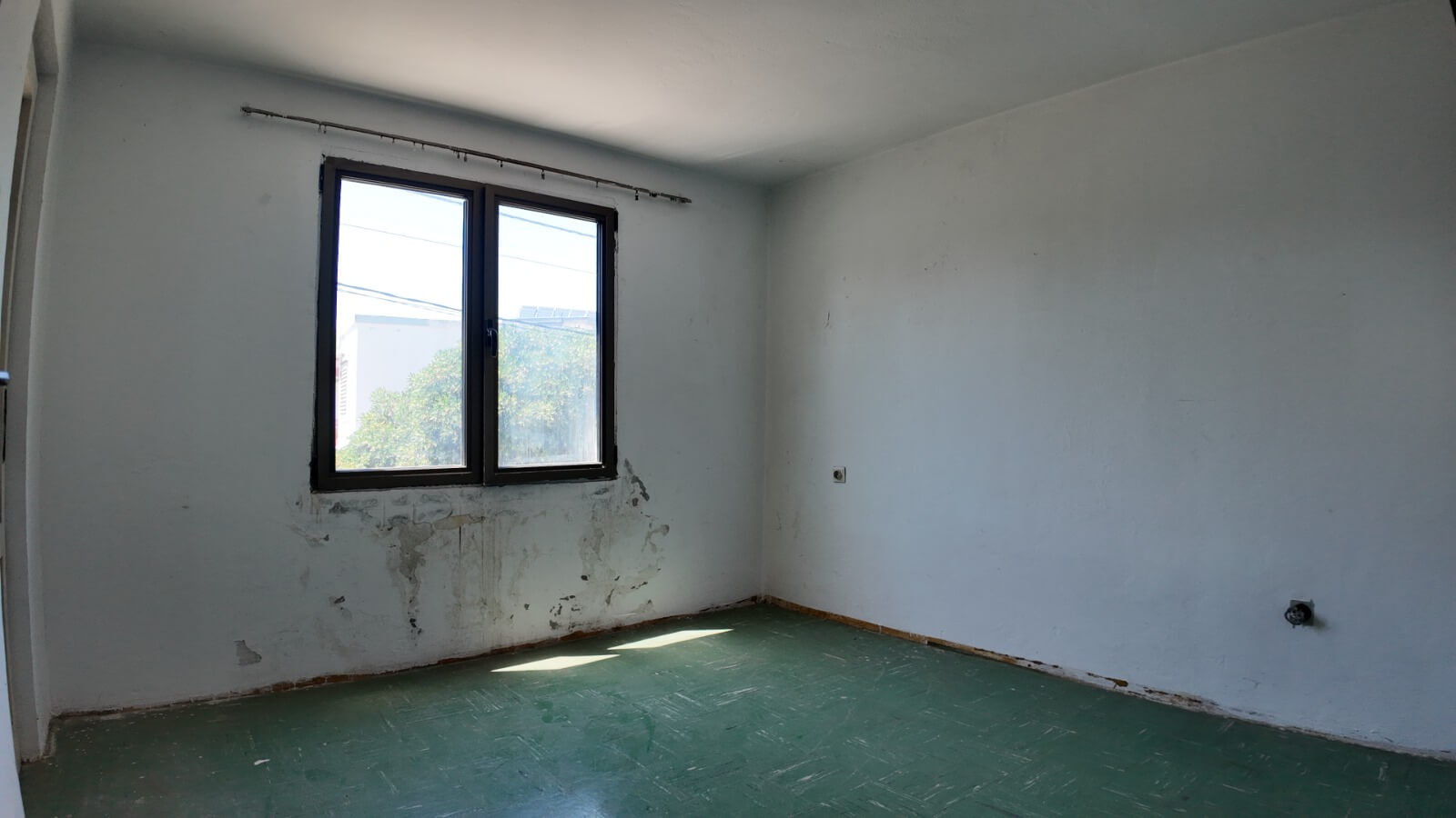 Legalisiertes Apartmenthaus mit drei separaten Wohneinheiten in Sutomore zum Kauf – SHK26
