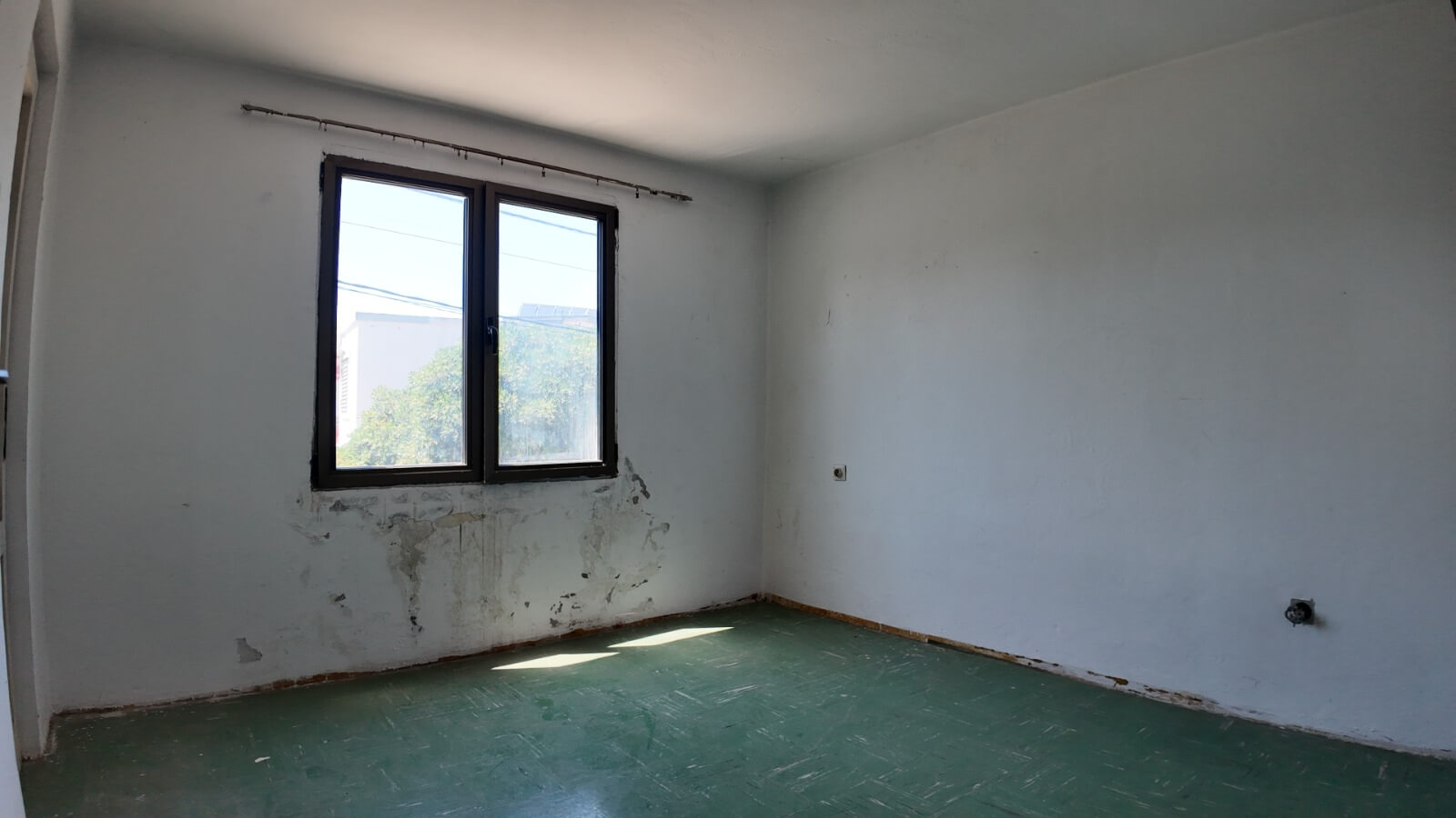 Legalisiertes Apartmenthaus mit drei separaten Wohneinheiten in Sutomore zum Kauf – SHK26