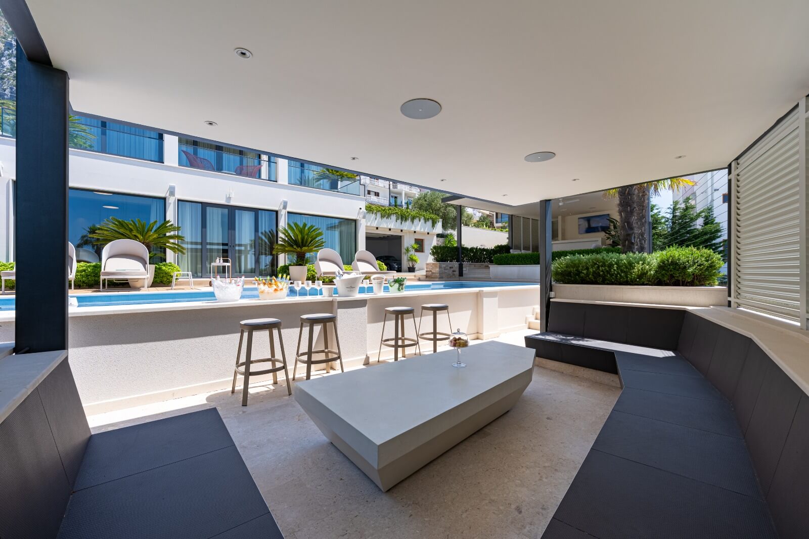 Exklusive Luxus-Villa mit Pool und spektakulärem Meerblick in Blizikuće/ Budva zum Kauf – BuHK5