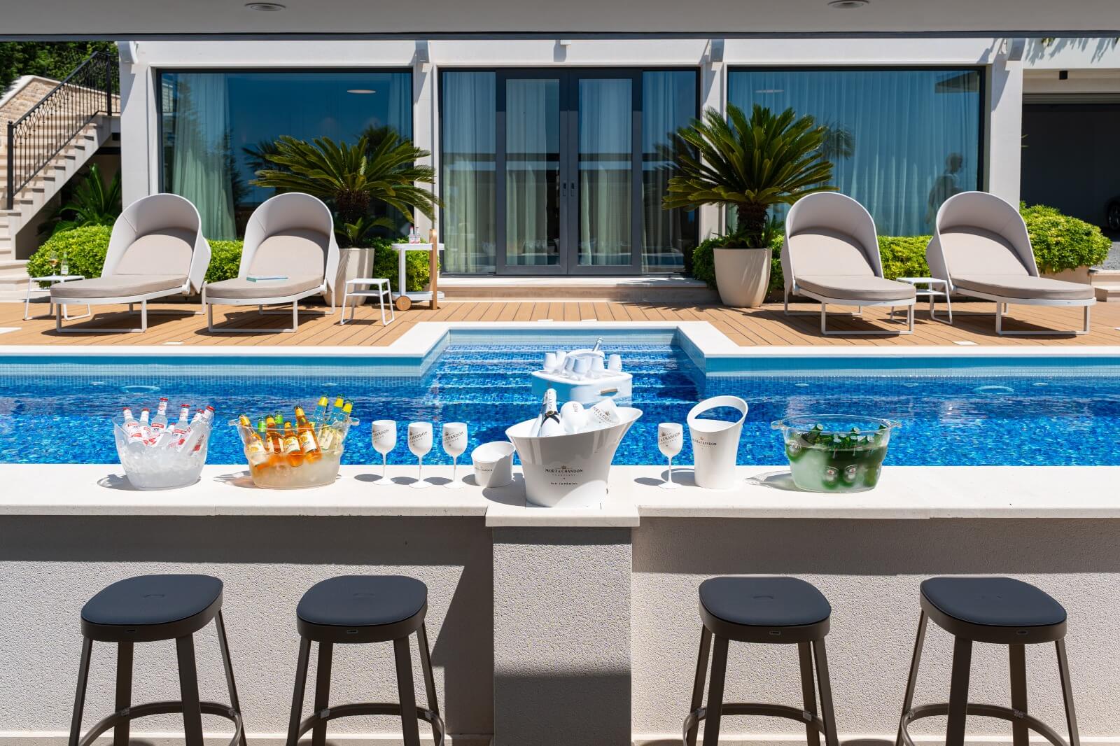 Exklusive Luxus-Villa mit Pool und spektakulärem Meerblick in Blizikuće/ Budva zum Kauf – BuHK5