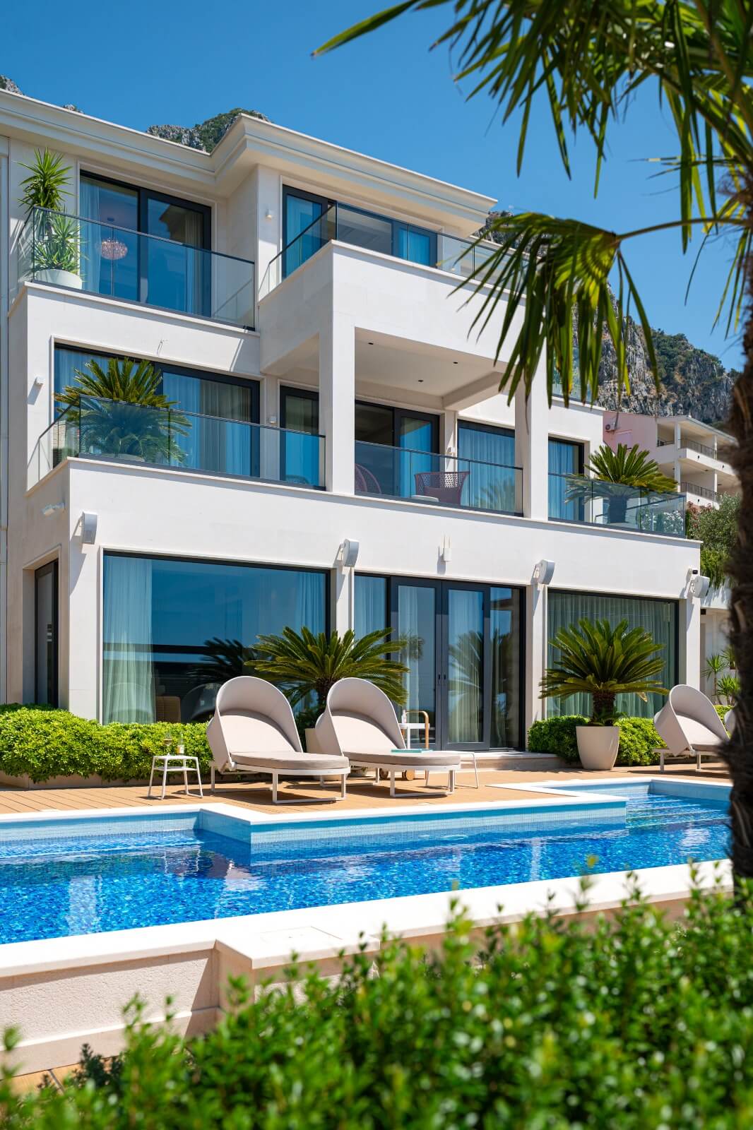 Exklusive Luxus-Villa mit Pool und spektakulärem Meerblick in Blizikuće/ Budva zum Kauf – BuHK5