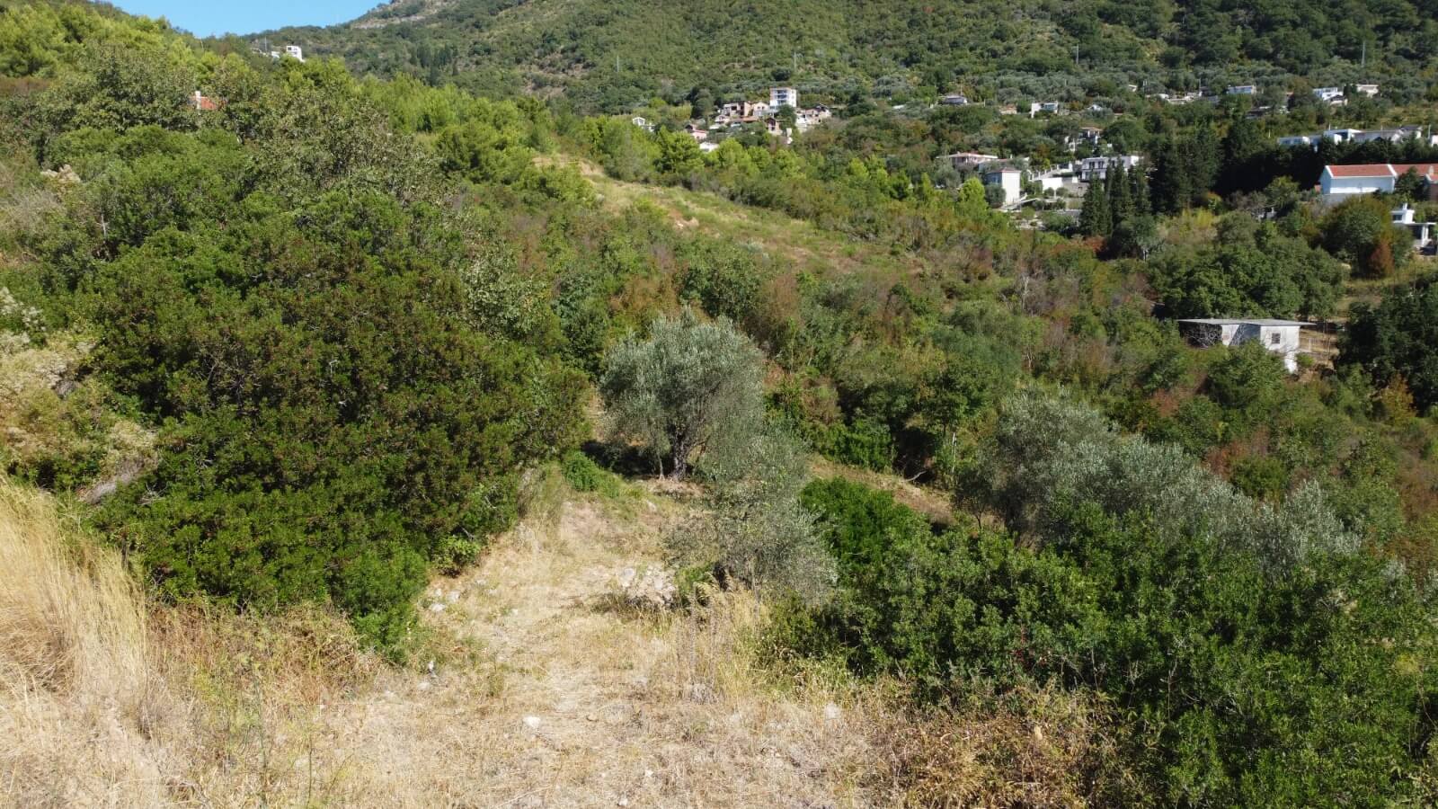 Urbanisiertes Grundstück in Šušanj/ Bar zum Kauf – B101