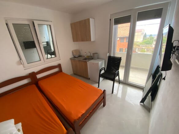 1-Zimmer-Apartment mit Balkon in Dubrava/ Bar zur Miete – MB117