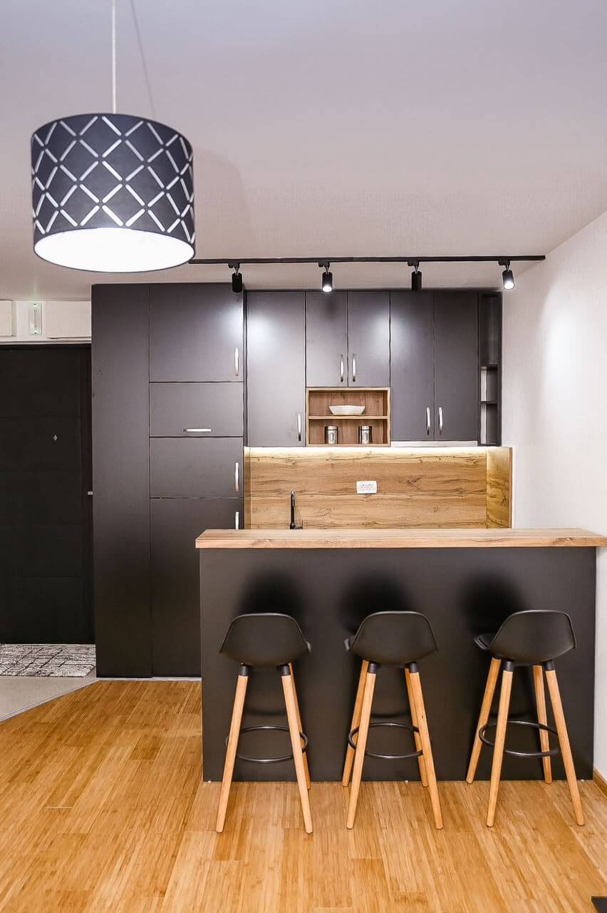 Sehr gepflegte und moderne 2-Zimmer-Wohnung in Ilino/ Bar zur Miete – MB118