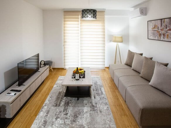Sehr gepflegte und moderne 2-Zimmer-Wohnung in Ilino/ Bar zur Miete – MB118