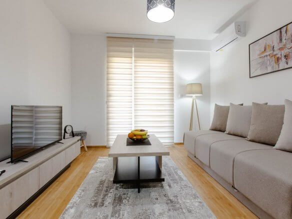 Sehr gepflegte und moderne 2-Zimmer-Wohnung in Ilino/ Bar zur Miete – MB118