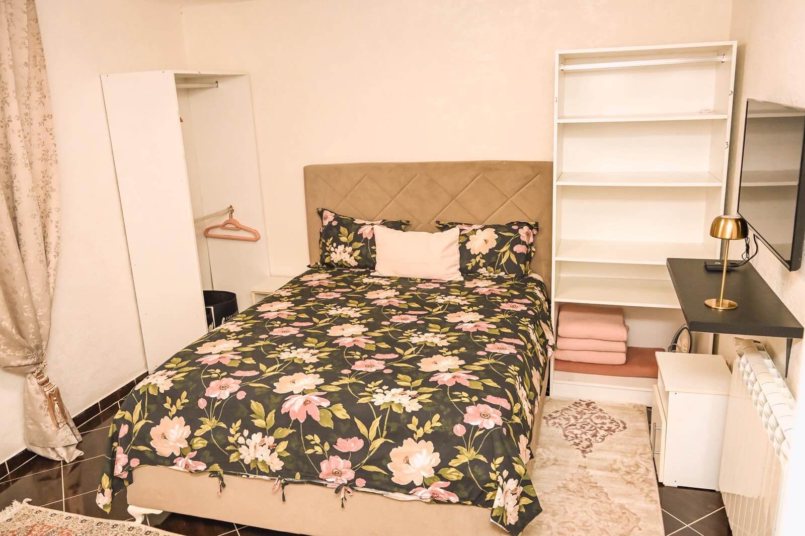 Haus mit Pool zur Miete in Kambođa/Bar – MB119