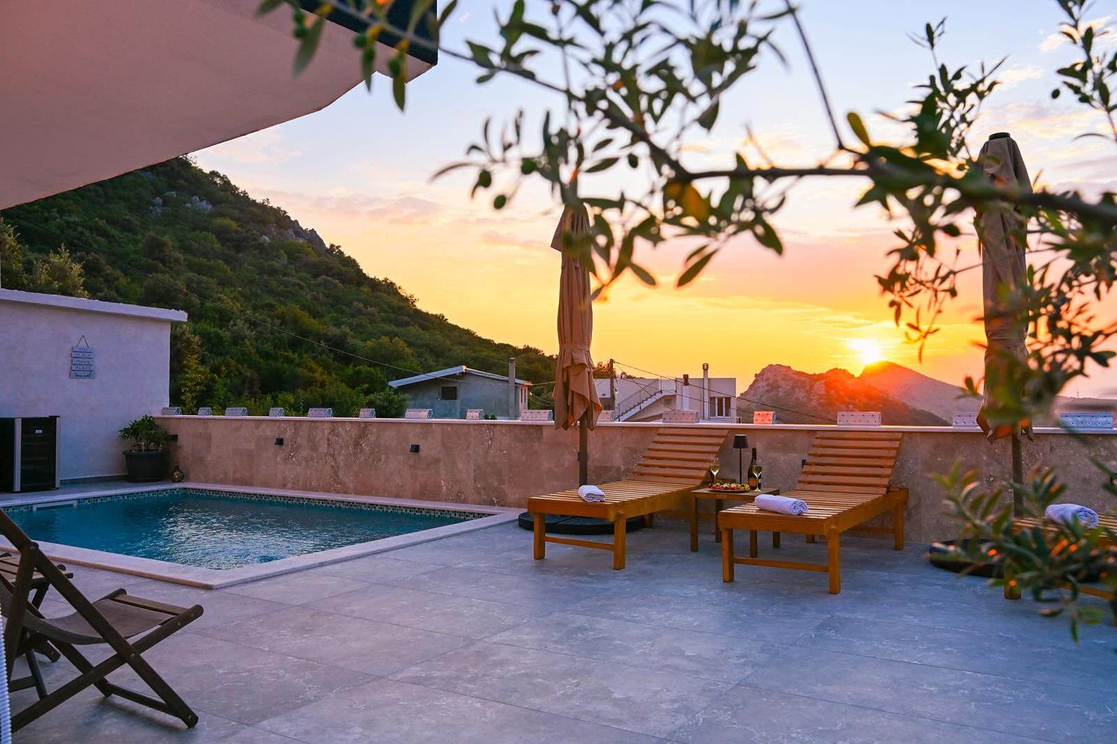 Haus mit Pool zur Miete in Kambođa/Bar – MB119