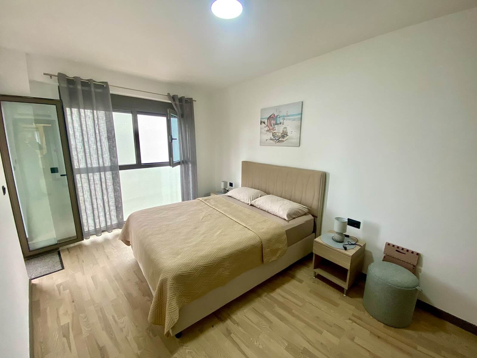 Wohnung mit Meer- und Stadtblick in Šušanj/Bar zur Miete – MB121