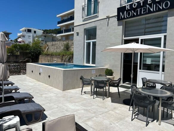 Exklusives Hotel mit Pool und Dachterrasse in Šušanj/ Bar zum Kauf – nur ca. 60 Meter vom Meer – BHK145