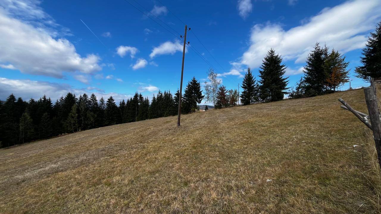 Grundstück mit Bergblick in Rožaje zum Kauf – Ro33