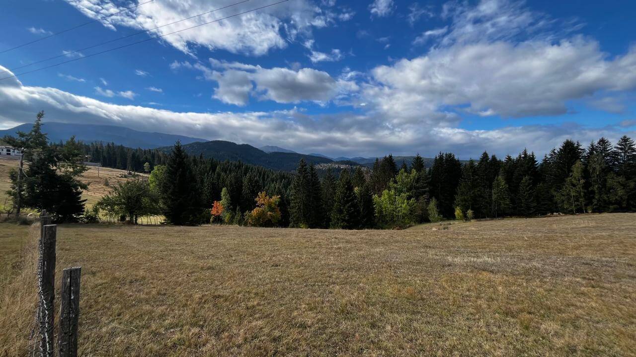 Grundstück mit Bergblick in Rožaje zum Kauf – Ro33