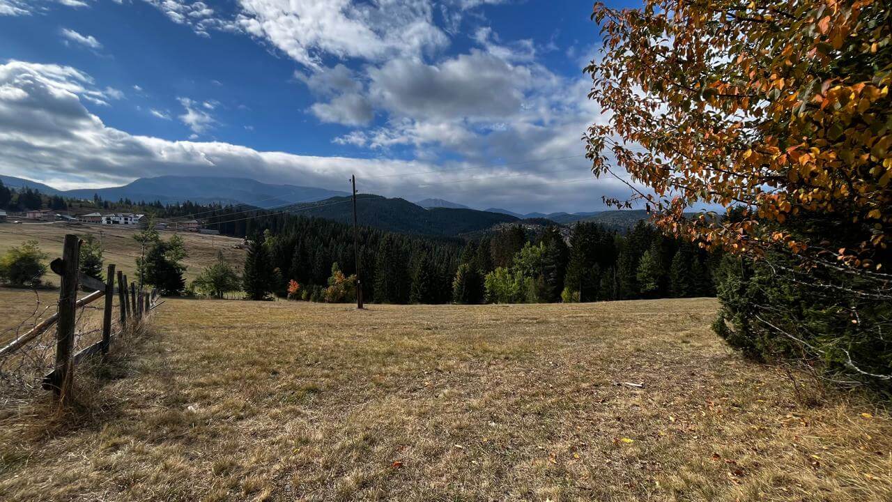 Grundstück mit Bergblick in Rožaje zum Kauf – Ro33