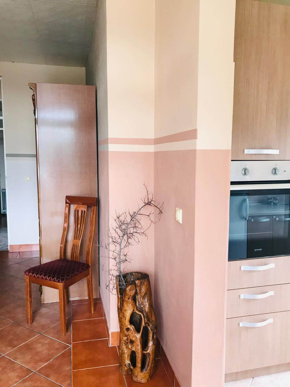 3-Schlafzimmer-Wohnung mit zwei Terrassen und Innenpool in Bar zur Miete – MB122