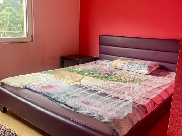 3-Schlafzimmer-Wohnung mit zwei Terrassen und Innenpool in Bar zur Miete – MB122