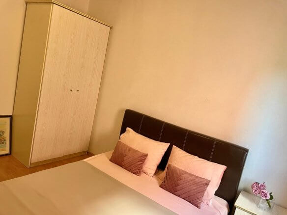 3-Schlafzimmer-Wohnung mit zwei Terrassen und Innenpool in Bar zur Miete – MB122