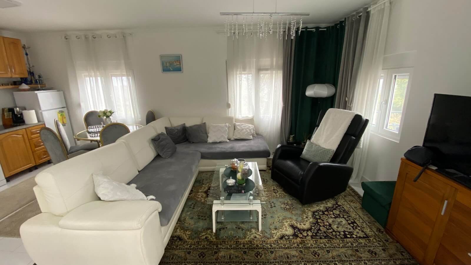 Haus mit Garten in Velje Selo/Bar zur Miete – MB123