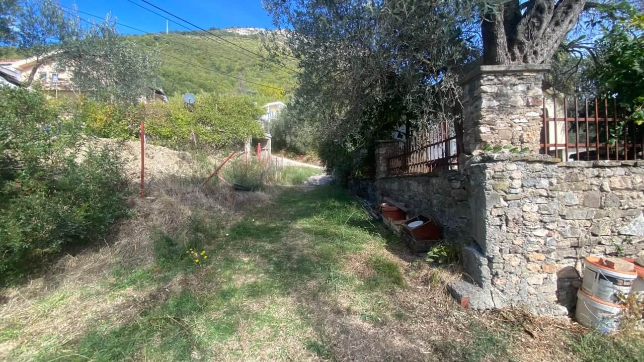 Urbanisiertes Grundstück mit Meer- und Hafenblick in Šušanj/ Bar zum Kauf – B103