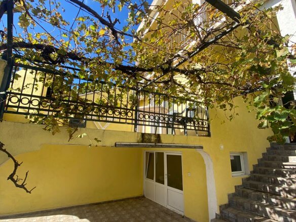 Wohnung mit Meerblick in Bar zur Miete – MB127