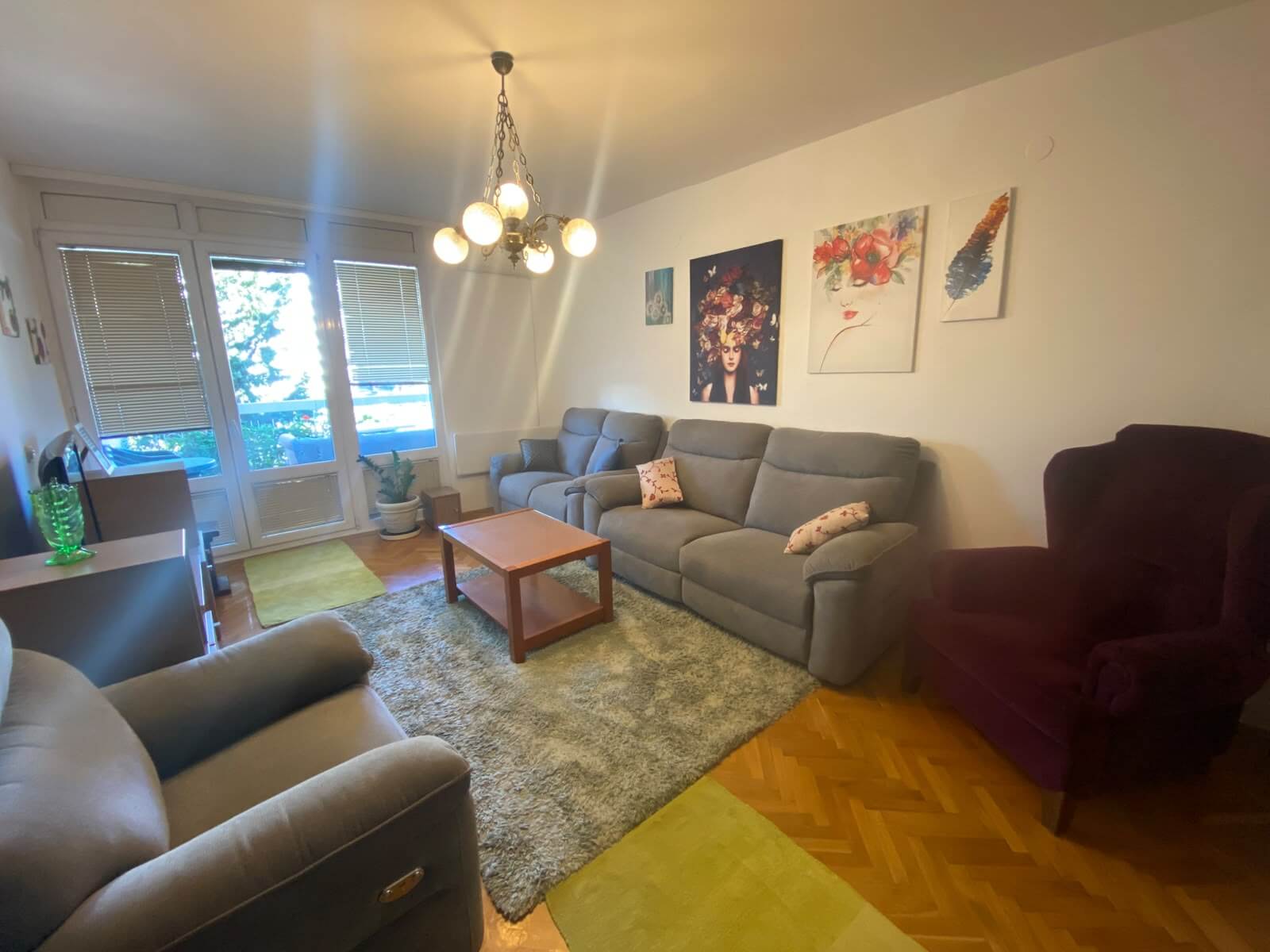 3 Schlafzimmer Whg mit 3 Balkonen in Bar zur Miete – MB127