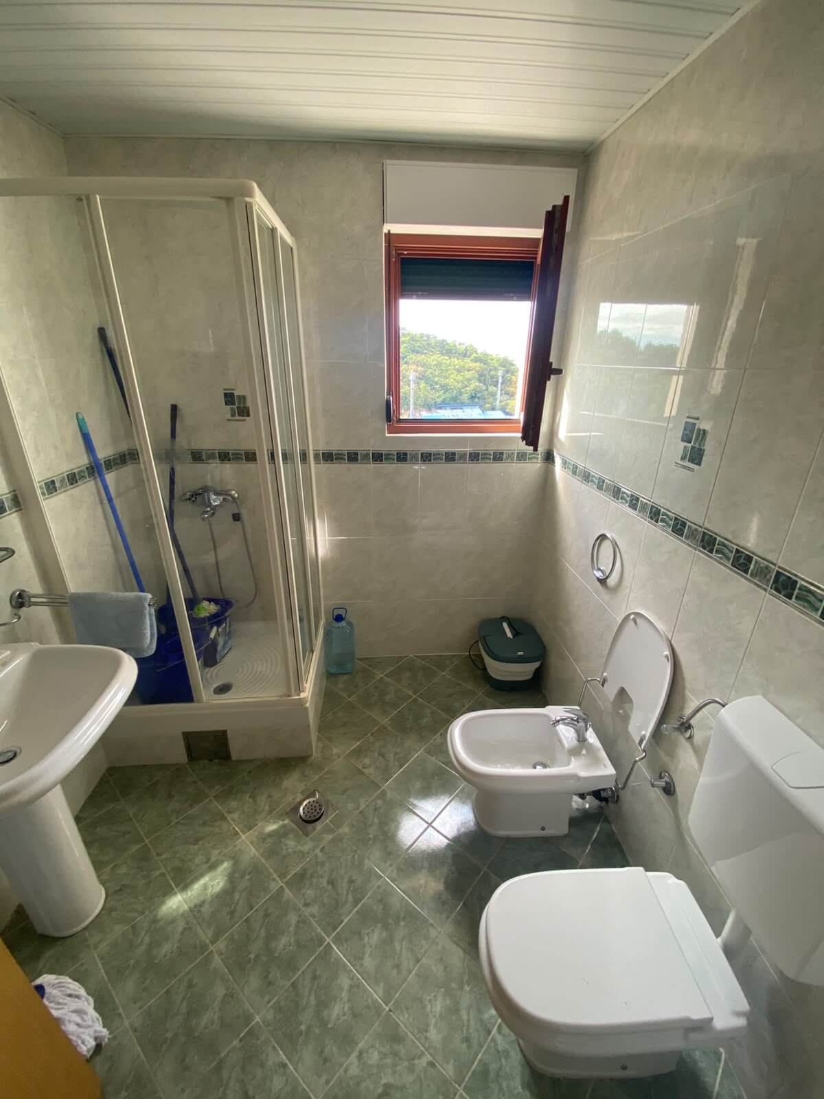Wohnung mit 2 Balkonen in Petrovac/ Budva zum Kauf – PeWK6