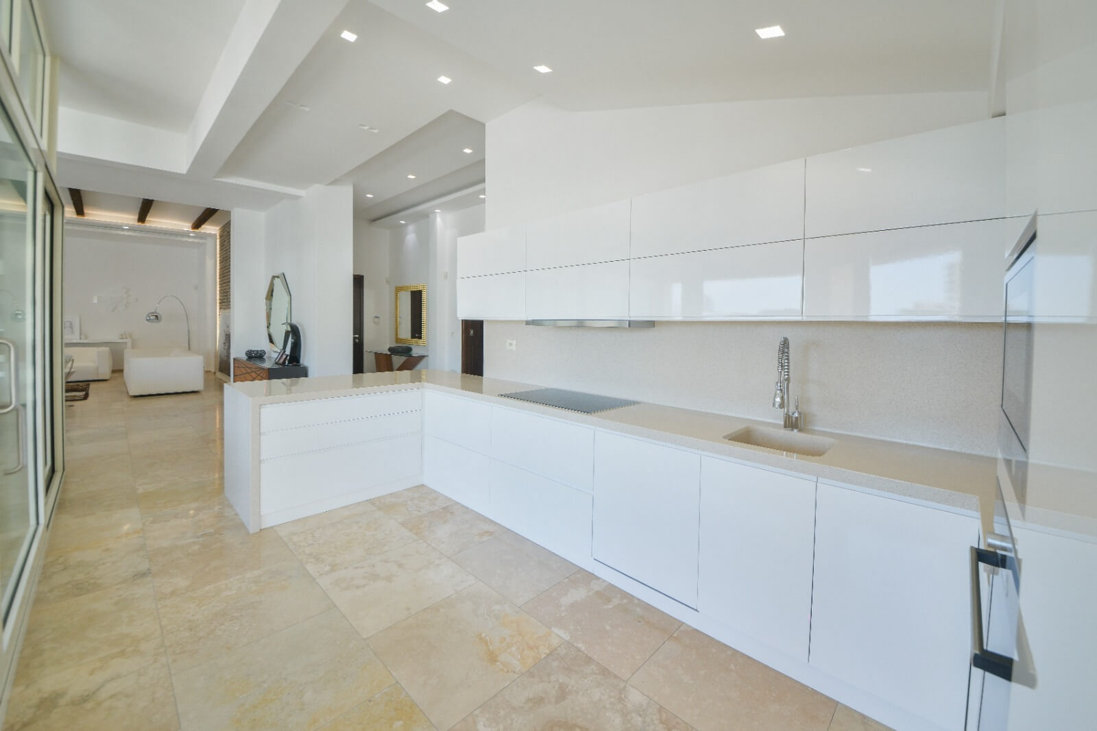 Exklusives Luxus-Penthouse im Zentrum von Budva zum Kauf – BuWK11